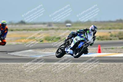 media/Apr-18-2025-TrackDaz (Fri) [[45f5874c44]]/B Group/Session 2 (Turn 7)/
